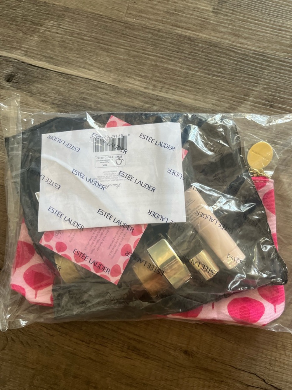 Estée Lauder Pink Pattern Cosmetic Makeup Bag with Skincare & Makeup Set 6 pc - Picture 3 of 4